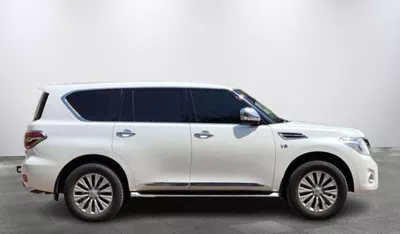 Nissan Patrol LE T2 TITANIUM 400 Horsepower LE Titanium 5.6L Excellent condition - Large Engine-2