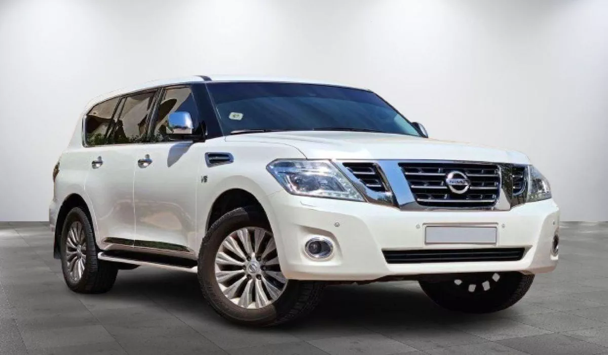 Nissan Patrol LE T2 TITANIUM 400 Horsepower LE Titanium 5.6L Excellent condition - Large Engine