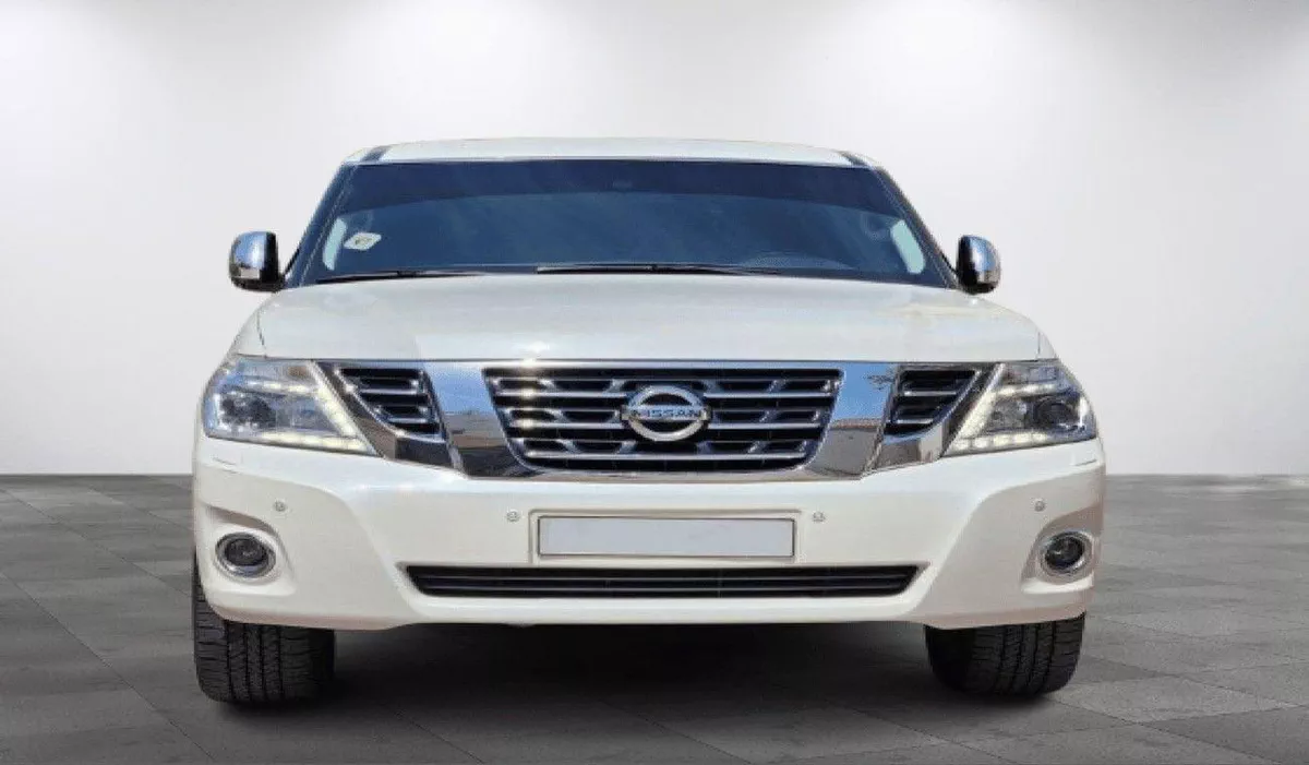 Nissan Patrol LE T2 TITANIUM 400 Horsepower LE Titanium 5.6L Excellent condition - Large Engine-1-0