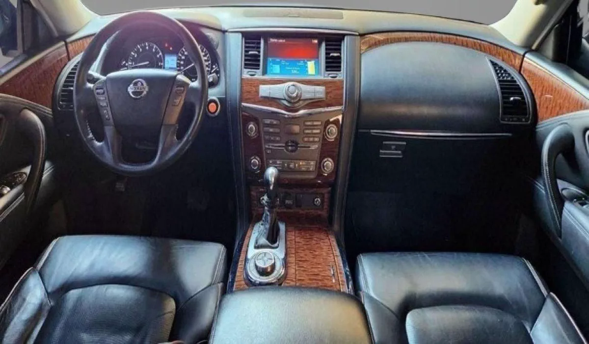 Nissan Patrol LE T2 TITANIUM 400 Horsepower LE Titanium 5.6L Excellent condition - Large Engine-6-0