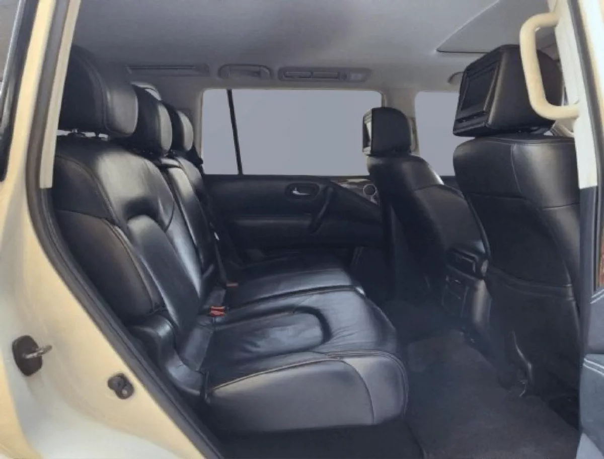 Nissan Patrol LE T2 TITANIUM 400 Horsepower LE Titanium 5.6L Excellent condition - Large Engine-8-0