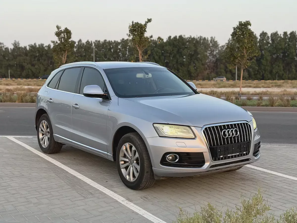 2016 Audi Q3 40 TFSI Quattro | GCC Specs | 4-Cyl 2.0L Turbo engine