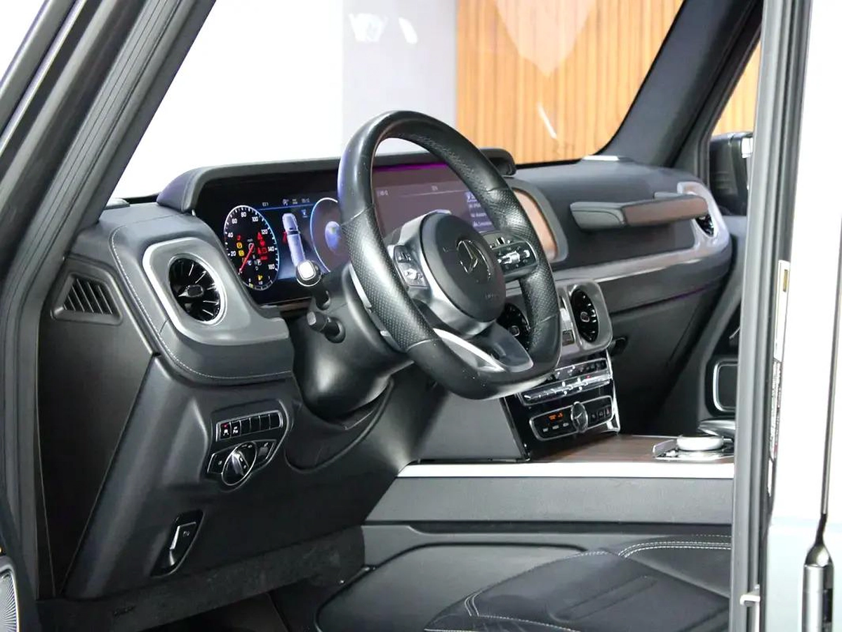 Mercedes-Benz G-Class 500 2020 for 390,000.00 AED-5-5