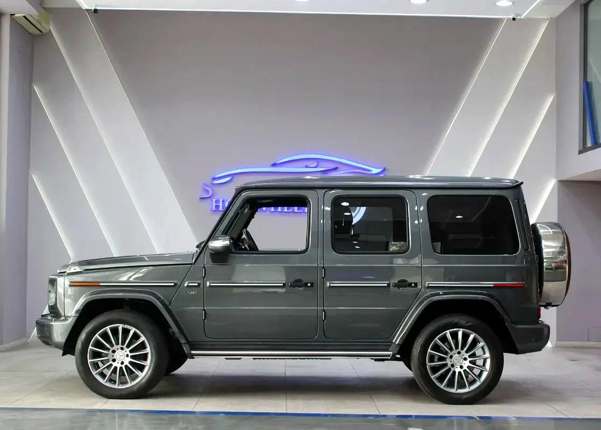 Mercedes-Benz G-Class 500 2020 for 390,000.00 AED-10-10