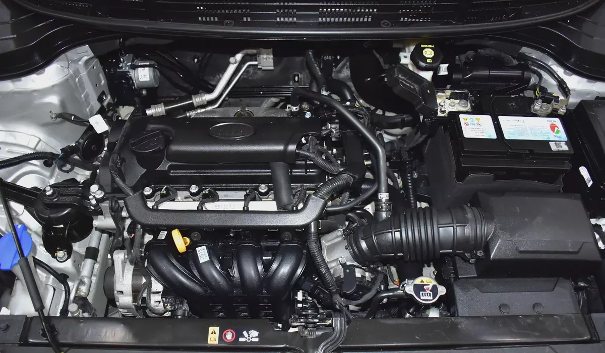 AED 575 EMi at 0% DP | KIA Rio ( 2021 Model ) in Silver Color GCC Specs-16-16