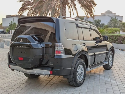 MITSUBISHI PAJERO 2015 GLS TOP FULL OPTION GCC V6 3.5L IN EXCELLENT CONDITION-13