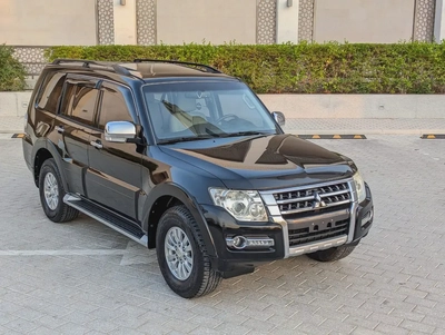 MITSUBISHI PAJERO 2015 GLS TOP FULL OPTION GCC V6 3.5L IN EXCELLENT CONDITION-19