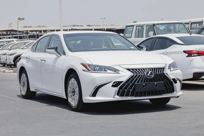 LEXUS ES300H 2.5L GCC 2025 0 KM-2