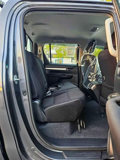 Toyota Hilux SGLX SR5 WIDE BODY / DOUBLE CABIN / 2.4L DIESEL A/T 4WD / BLIND SPOT / OVER FENDER / DIFF LOCK (CODE#HDAH-10