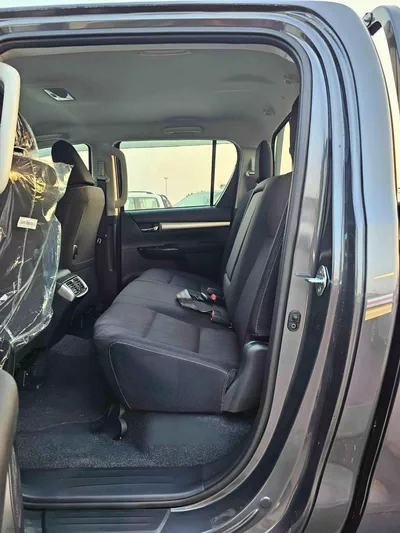 Toyota Hilux SGLX SR5 WIDE BODY / DOUBLE CABIN / 2.4L DIESEL A/T 4WD / BLIND SPOT / OVER FENDER / DIFF LOCK (CODE#HDAH-11