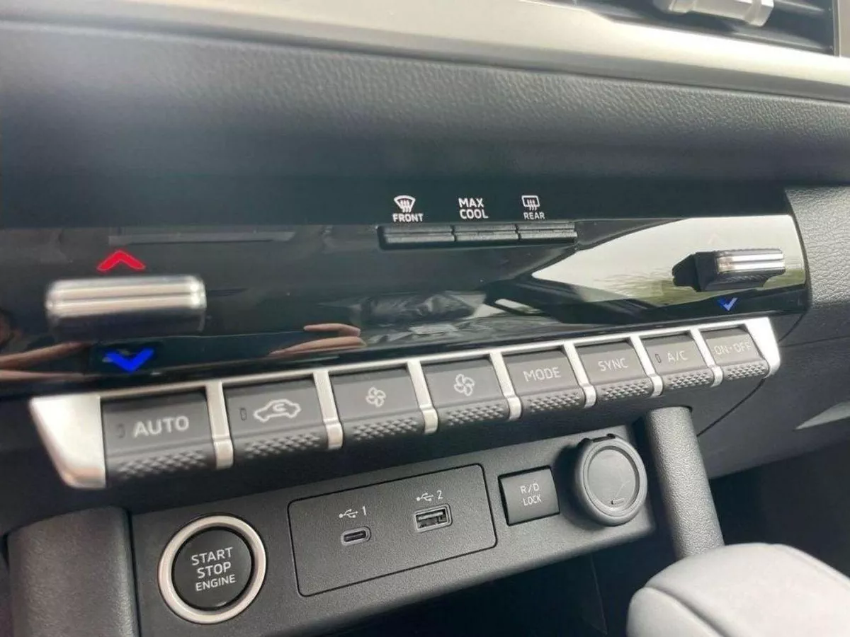 Mitsubishi L200 GL SPORTERO DIESEL FULL OPTION 2026-8-0