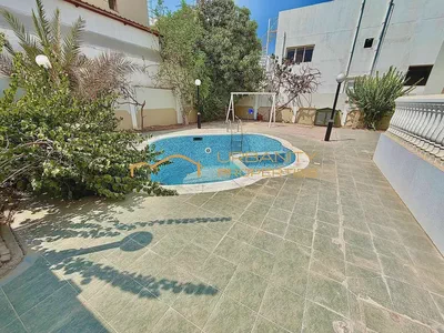 Fully renovated || 5 Bedroom Villa || Private Swimming Pool ||-0