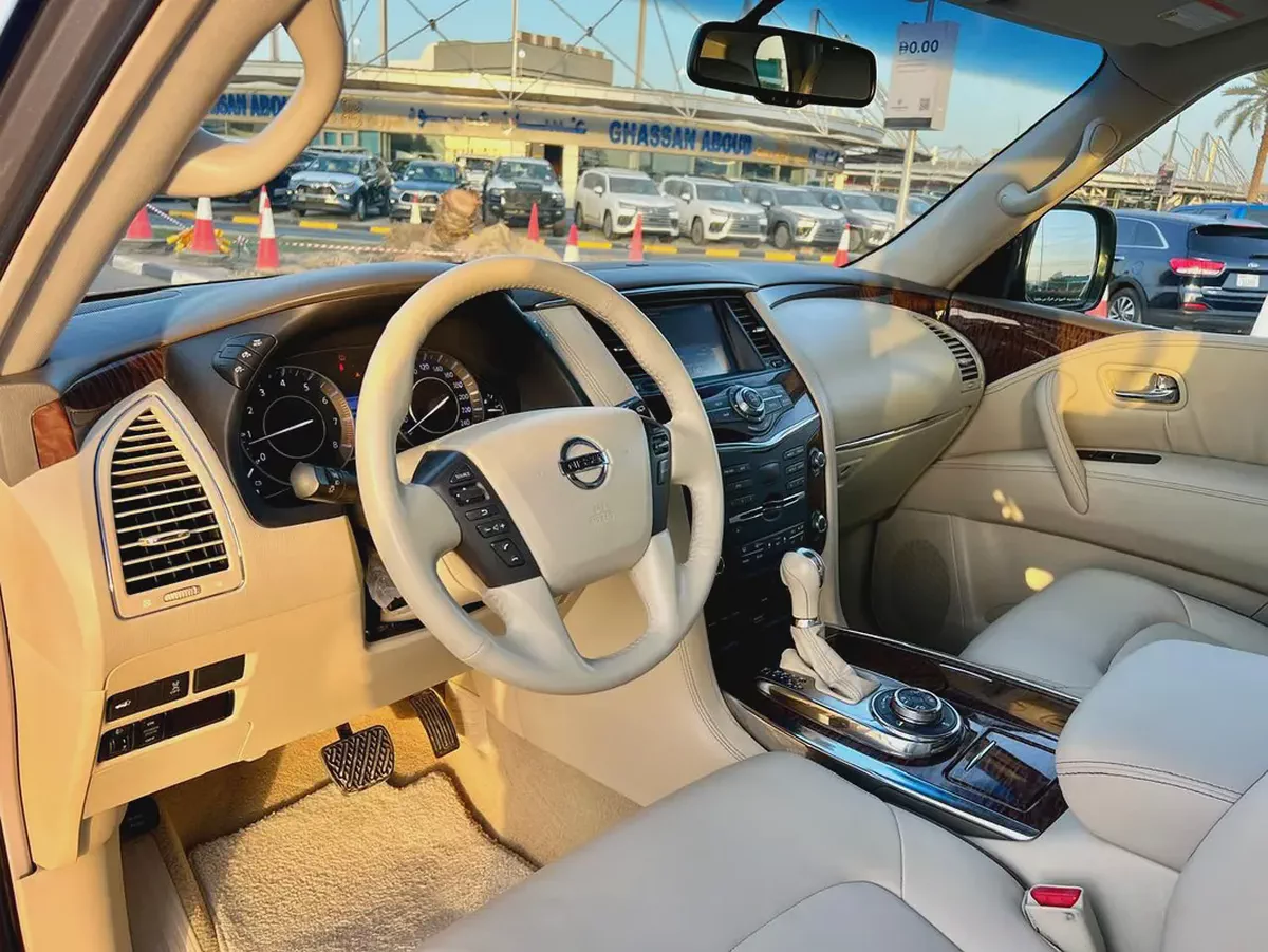 Nissan Patrol SE 2017 - GCC Specs - Excellent Condition-12-12