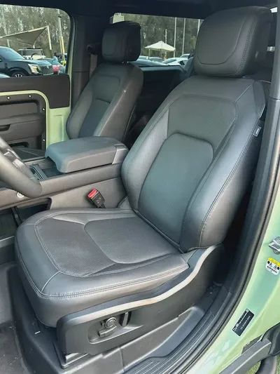 2023 Land Rover Defender | GCC Specs | Pristine Condition-9