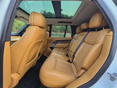 2023 Range Rover P400 SE | GCC Specs | FSH | Pristine Condition | Under warranty 2 years-15