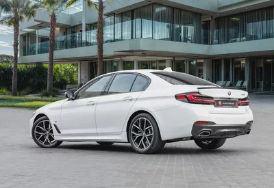 2,644 P.M |  520i M-Sport | 0% Downpayment | BMW WARRANTY+SERVICE | IMMACULATE!-2