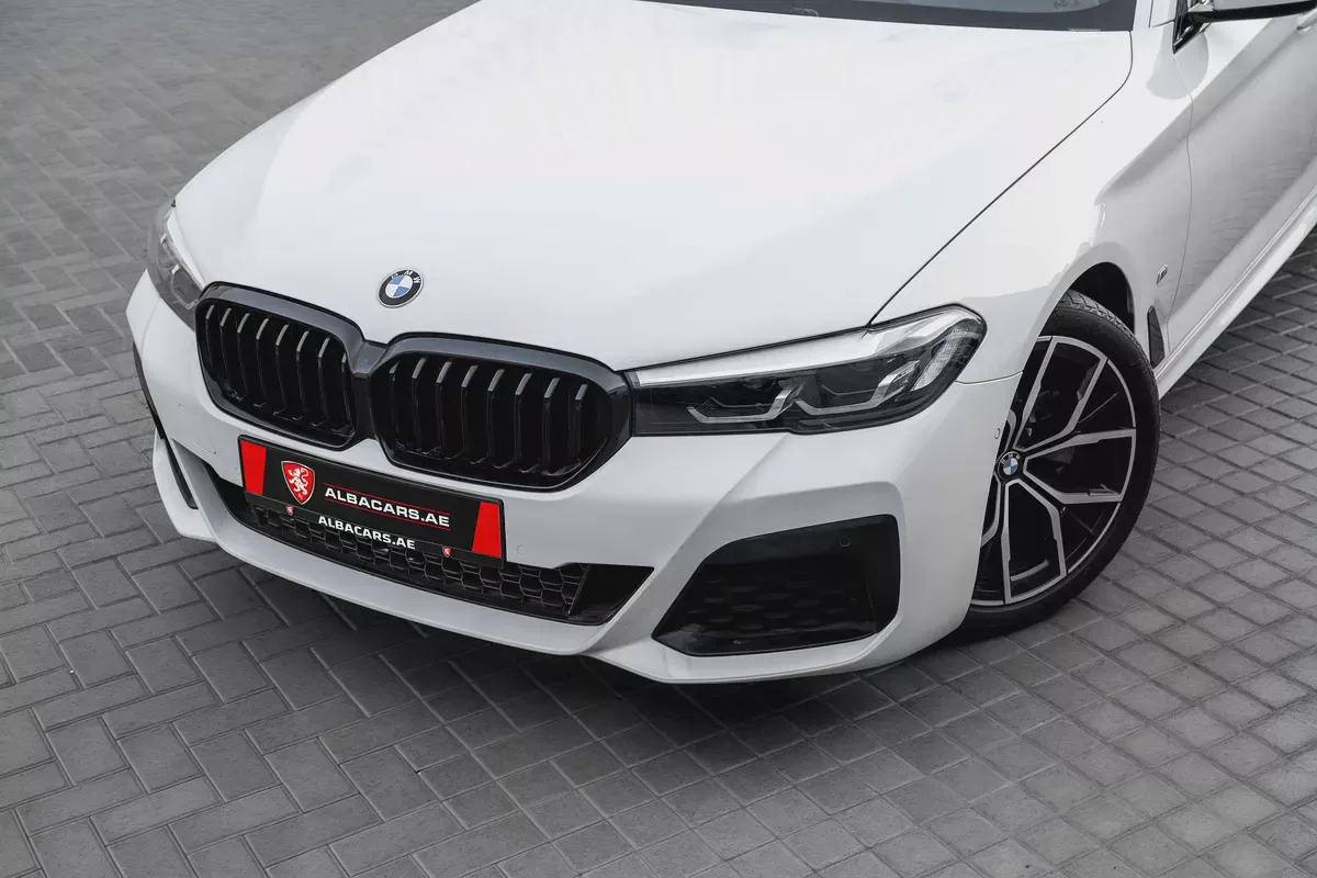 2,644 P.M |  520i M-Sport | 0% Downpayment | BMW WARRANTY+SERVICE | IMMACULATE!-6-6