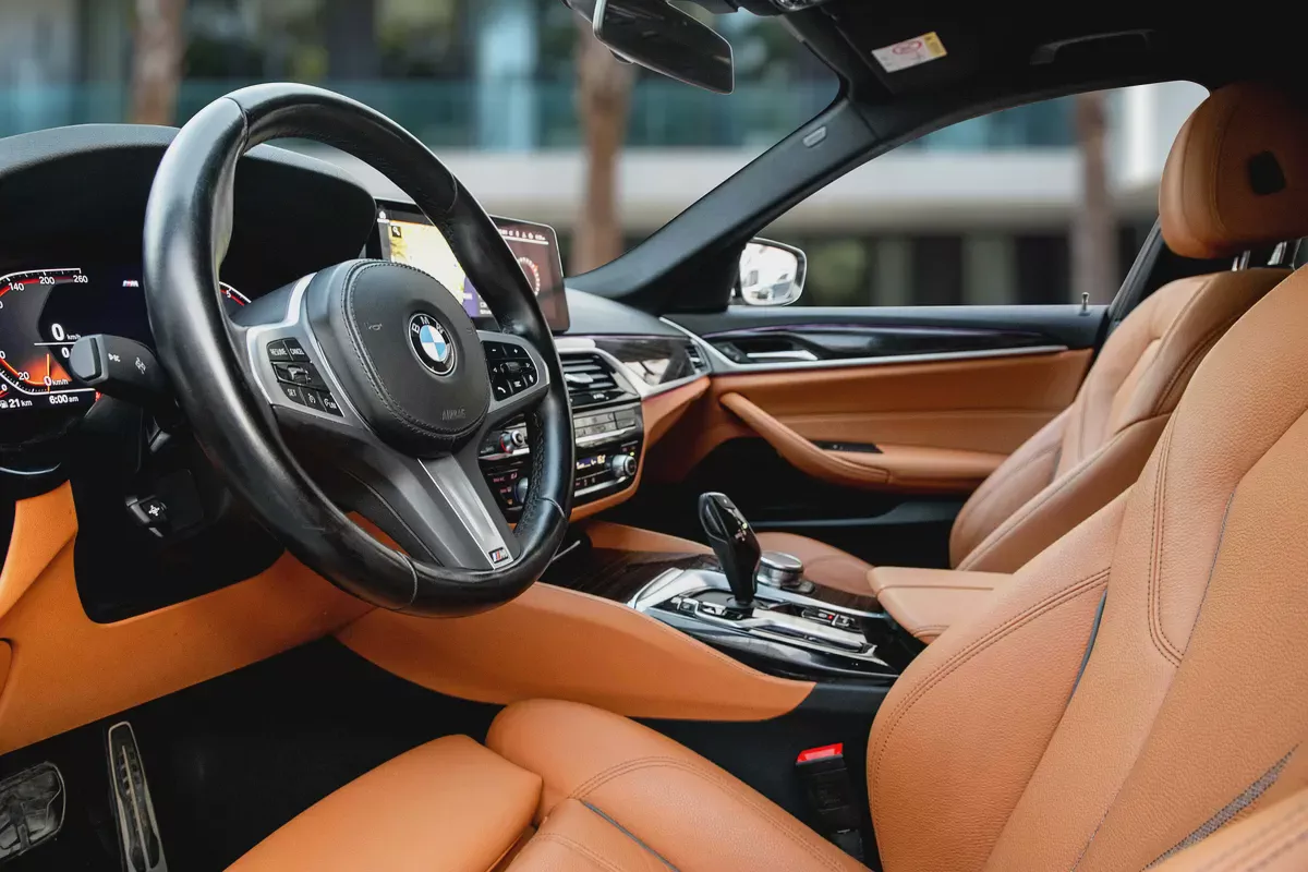 2,644 P.M |  520i M-Sport | 0% Downpayment | BMW WARRANTY+SERVICE | IMMACULATE!-8-8