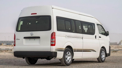 Toyota Hiace TOYOTA HIACE HR 2.7P MT 16 SEATER  - WHITE-6