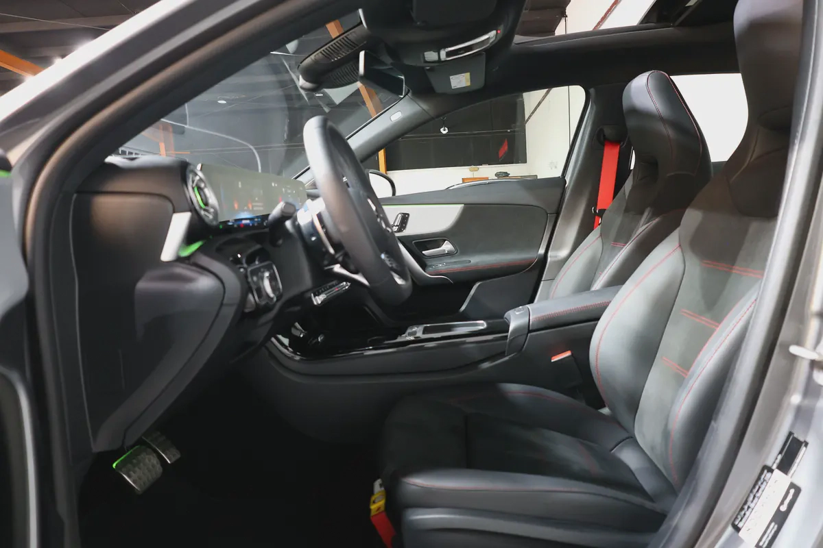 2025 Mercedes-Benz A-Class A 35 AMG | GCC Specs | Brand New Luxury Performance-9-9