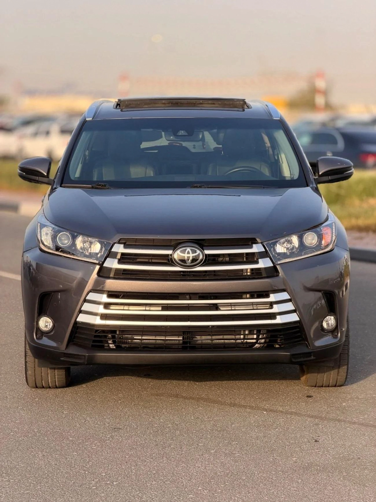 Toyota Highlander Limited 4WD 3.5L / panoramic, 360 camera 2019-6-6