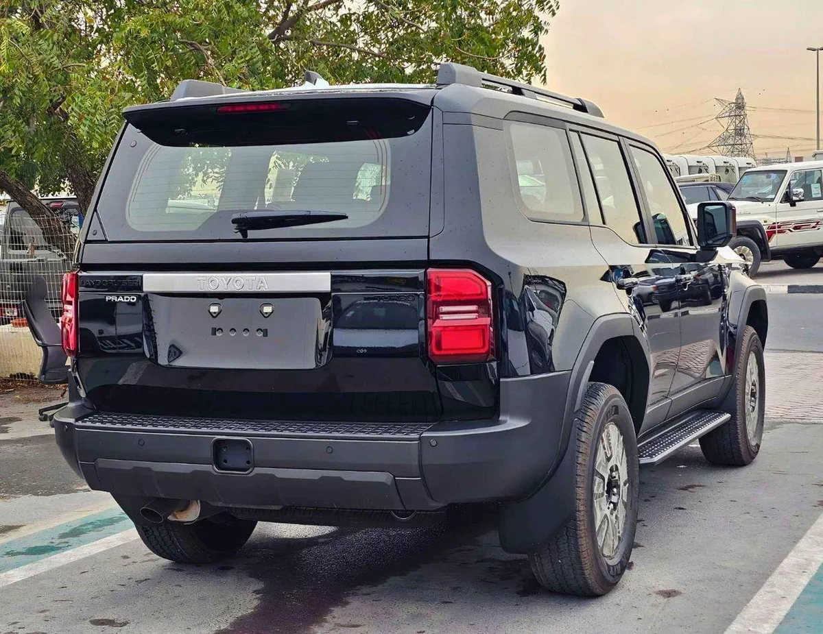Toyota Prado TXR ALL ROUNDER TURBO || 2.8L DIESEL V4 / DIFFLOCK / SUNROOF / COOL BOX (CODE # P28AR2)-4-0