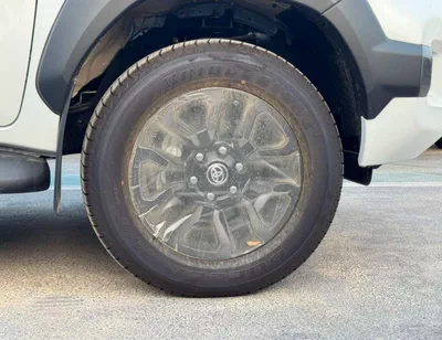 Toyota Hilux ADVENTURE SR5 ADVENTURE || DOUBLE CABIN || 2.8L V4 DIESEL / RADAR / 360*CAMERA / AIR COMPRESSOR / FULL OPTION-11