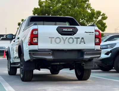 Toyota Hilux ADVENTURE SR5 ADVENTURE || DOUBLE CABIN || 2.8L V4 DIESEL / RADAR / 360*CAMERA / AIR COMPRESSOR / FULL OPTION-3