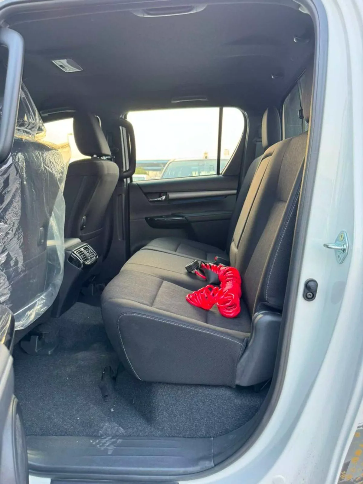 Toyota Hilux ADVENTURE SR5 ADVENTURE || DOUBLE CABIN || 2.8L V4 DIESEL / RADAR / 360*CAMERA / AIR COMPRESSOR / FULL OPTION-14-0
