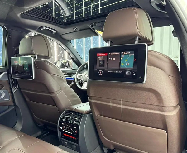 BMW 5 Series M550i xDrive 2019 | One Owner | GCC specs | AGMC Full Service history