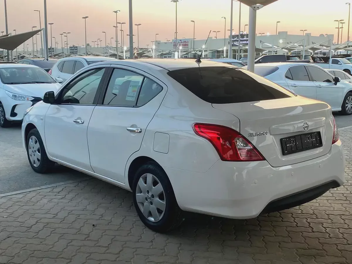 Nissan Sunny 2023 White-9-9