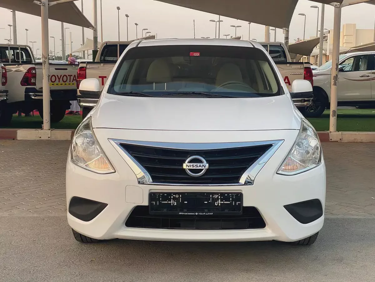 Nissan Sunny 2023 White-1-1