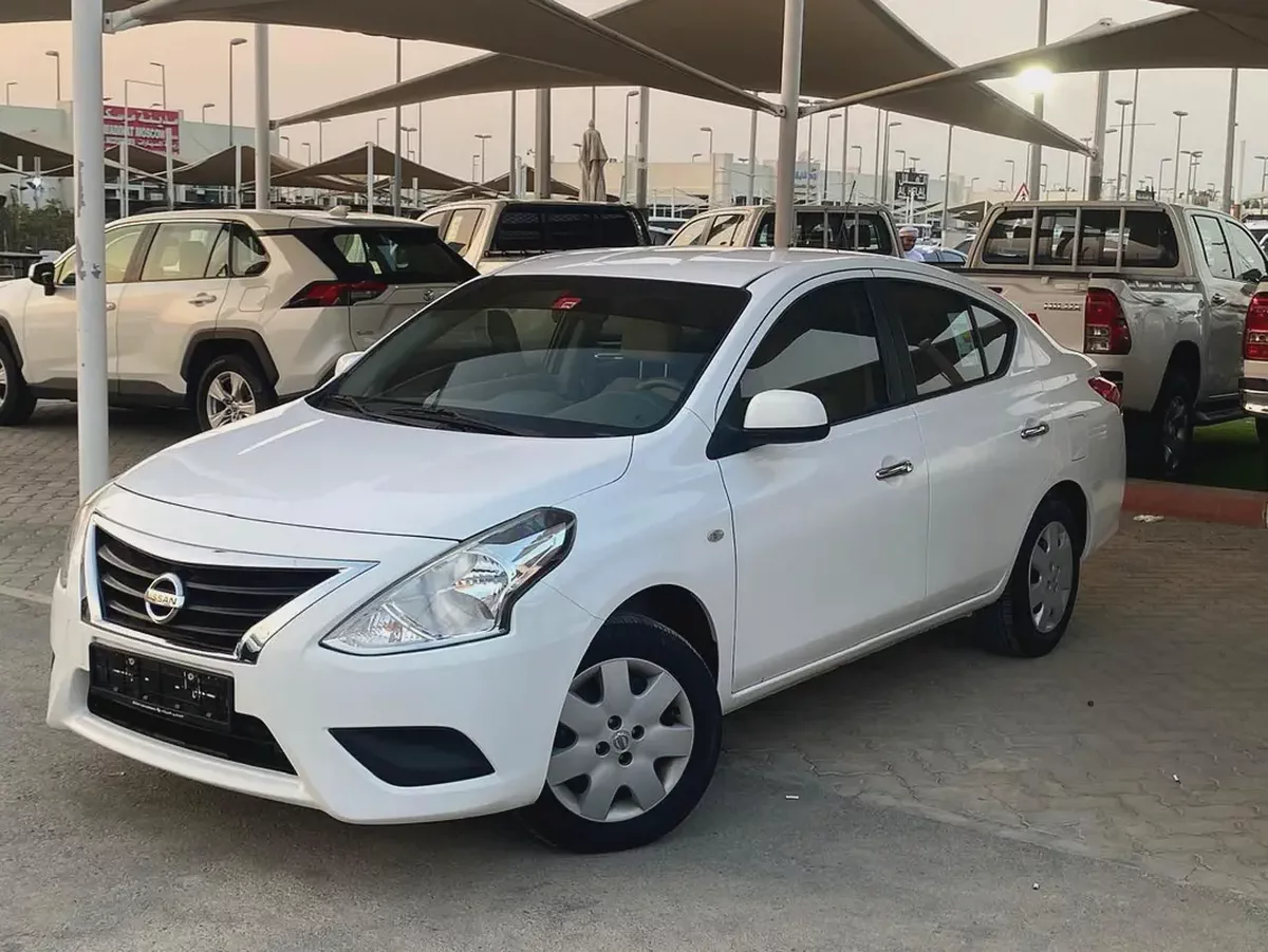 Nissan Sunny 2023 White-5-5