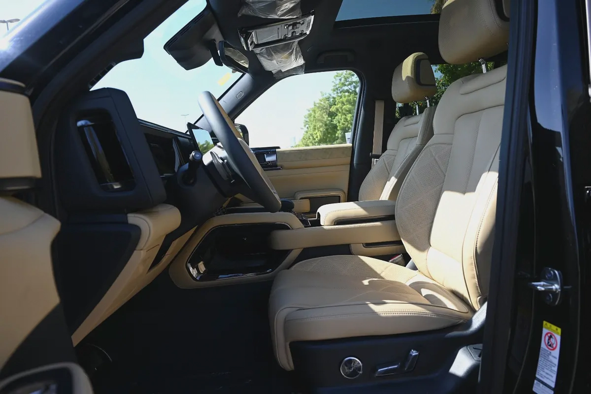 EMI 2,620 AED - BYD LEOPERD 5 - ULTRA EDITION - READY TO DRIVE - NO WAITING-13-13