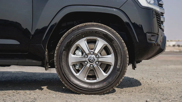 Toyota Land Cruiser VX 2026 - European Specs - Brand New