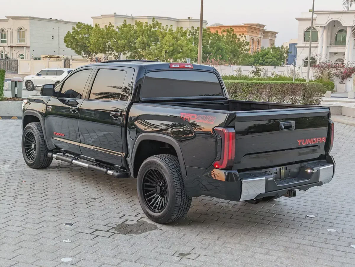 TOYOTA TUNDRA 2014 FACELIFTED 2025 1794 EDITION 4X4 4DOORS V8 5.7L IN EXCELLENT CONDITION-15-15
