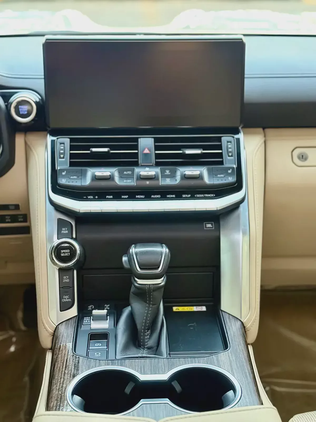 لاند كروزر VXR بدون تربو تنفس طبيعي-18-18