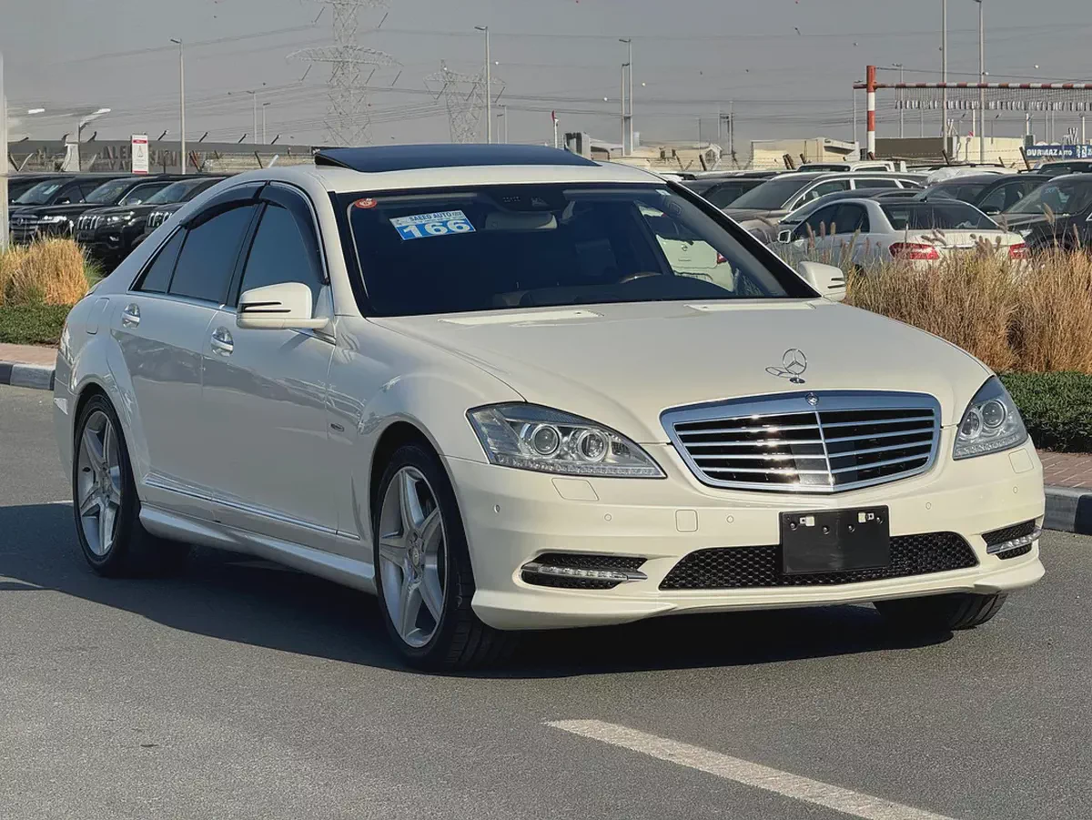Mercedes Benz S550 AMG PKG 2012 123000km - Japan Import - Clean Title