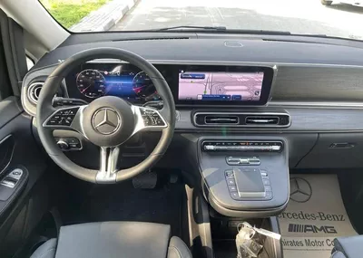 Mercedes Benz V300 Avantgarde Under Agency Warranty 2026 GCC-2