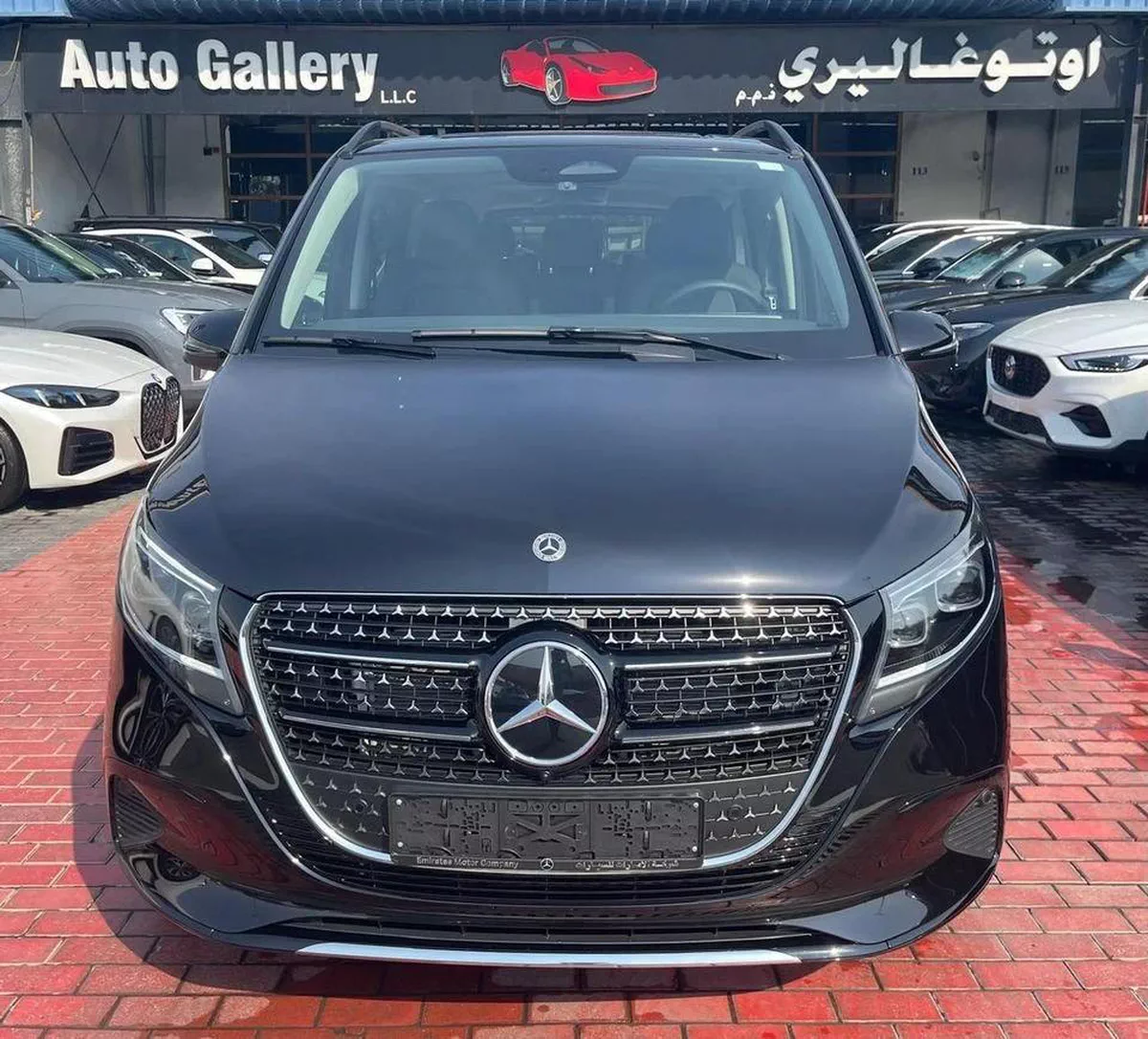 Mercedes Benz V300 Avantgarde Under Agency Warranty 2026 GCC-17-17
