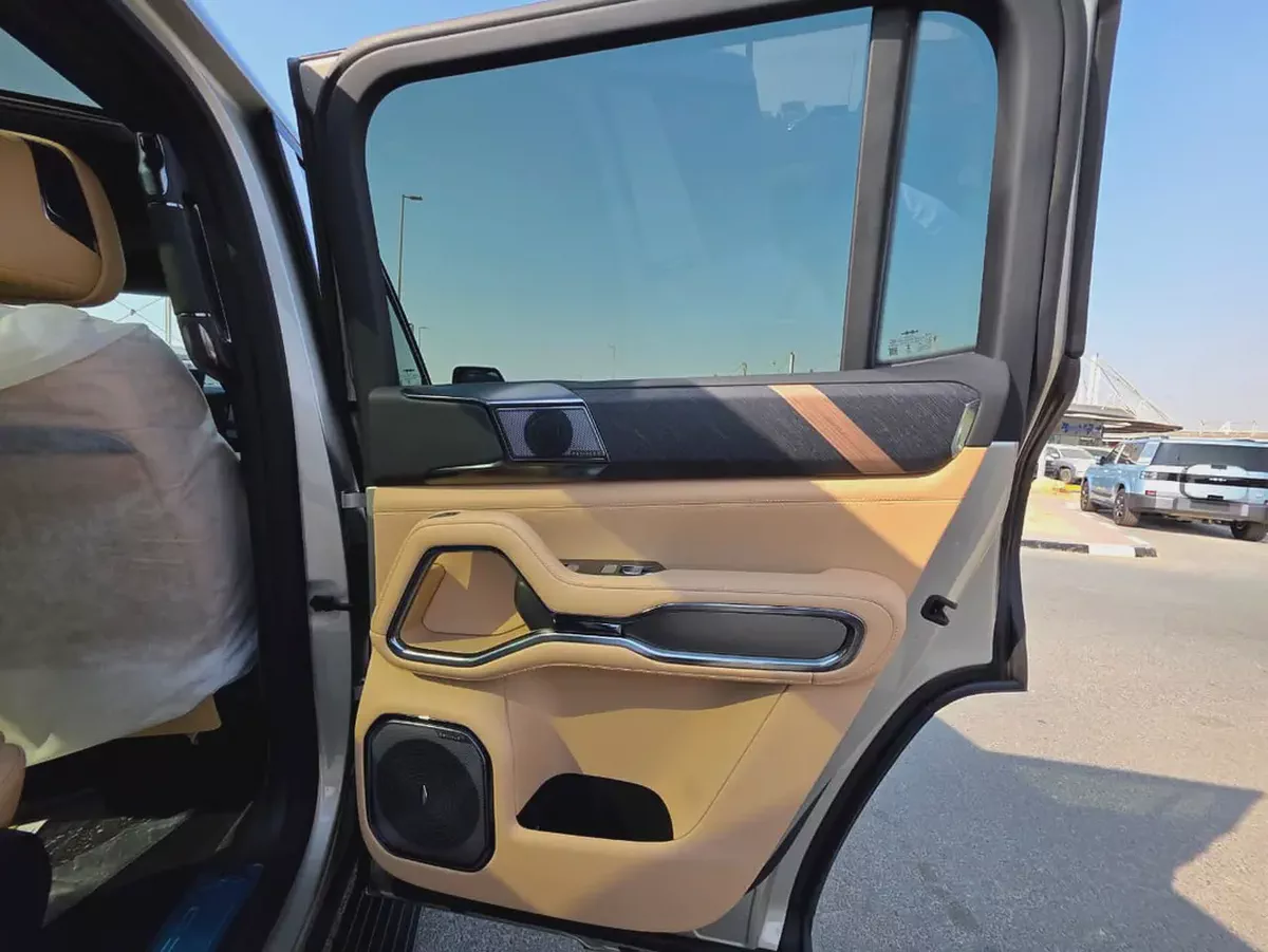 BYD Leopard 8 Flagship 2026 | Brand New | Chinese Specs | Luxury Off-Road SUV-15-15