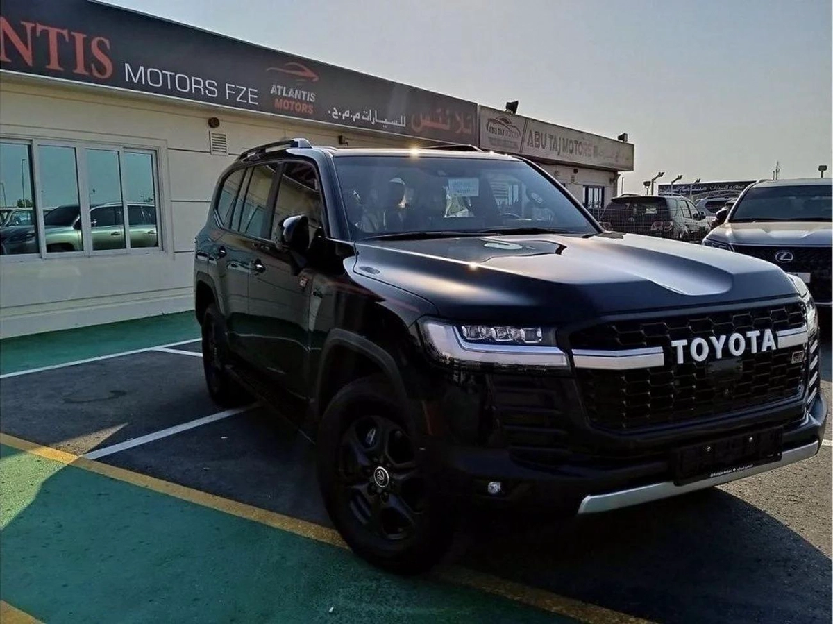 Toyota Land Cruiser Toyota Land Cruiser GR Sporrts Edition