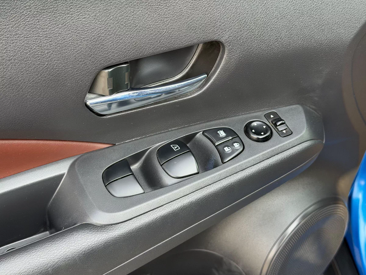 Nissan Kicks FULL OPTION GCC SPEC-14-14
