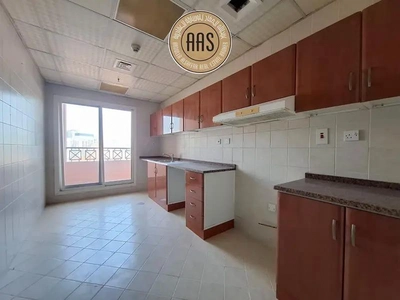 In prime location Chiller free huge 2bhk with all facilities-5