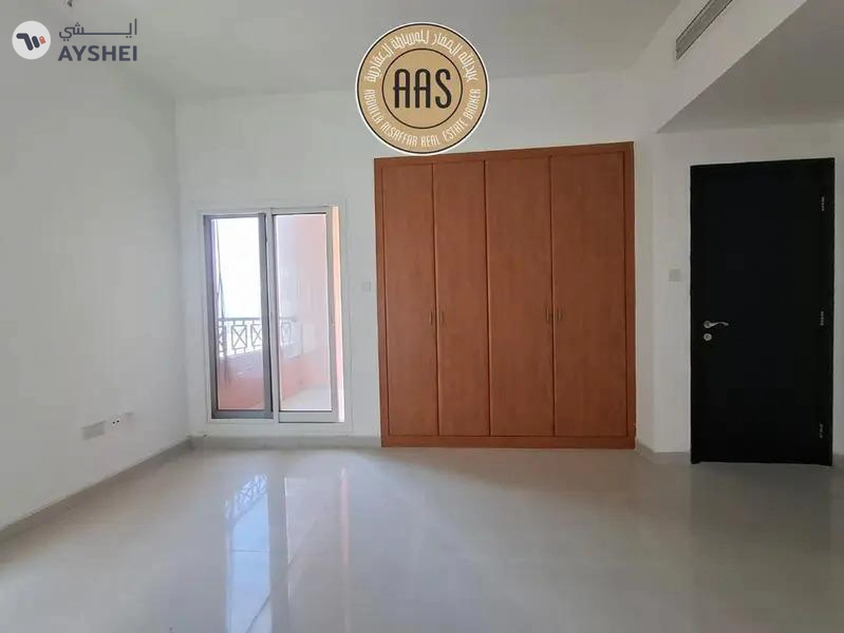 In prime location Chiller free huge 2bhk with all facilities-2-2