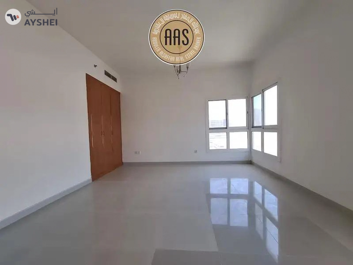 In prime location Chiller free huge 2bhk with all facilities-3-3
