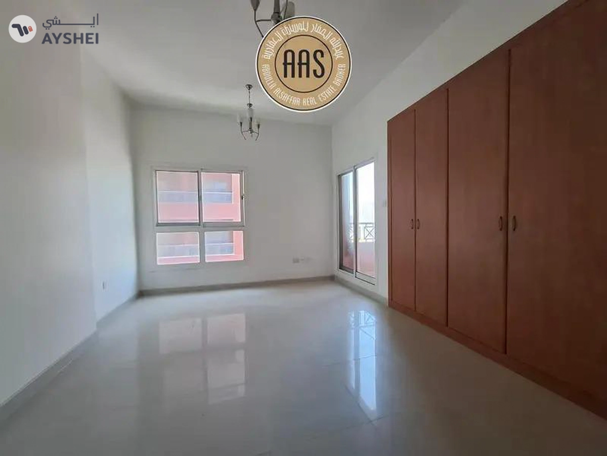 In prime location Chiller free huge 2bhk with all facilities-6-6