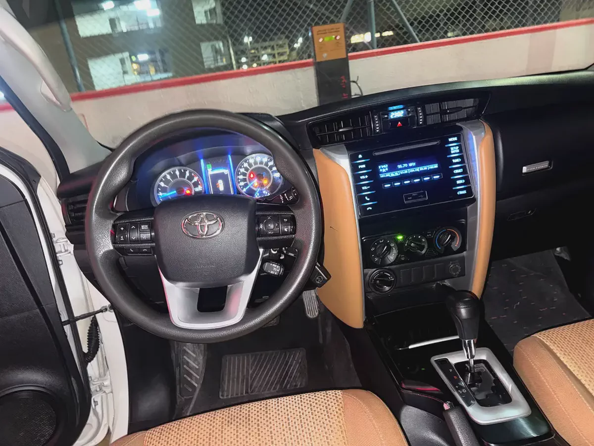 Toyota Fortuner 2020 EXR GCC Specs - Excellent Condition-13-13