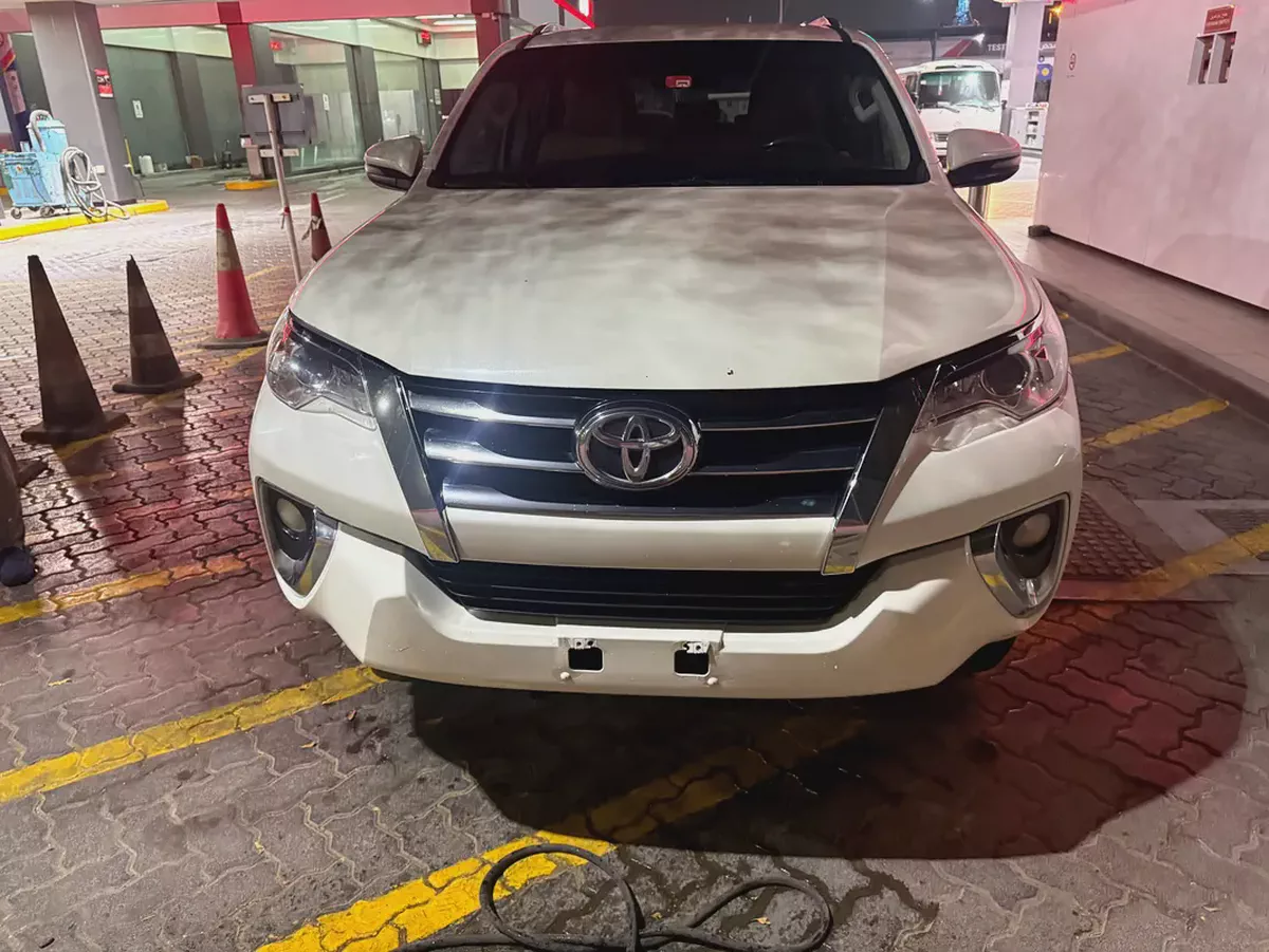 Toyota Fortuner 2020 EXR GCC Specs - Excellent Condition-1-1