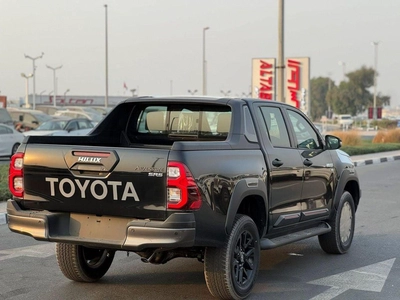 Toyota Hilux GLX 2.7L Double Cab Utility 4WD A/T-4